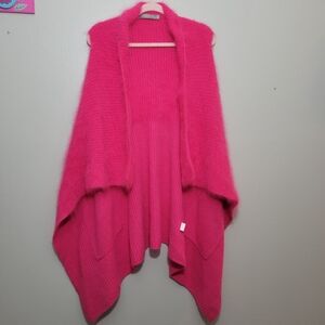 209 West 38th NY 100% Cashmere Hot Pink Poncho Vest Wrap S/XS